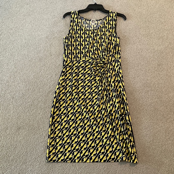size PM, bust is up to 38” inches, Anne Klein wrap dress, like new condition - Picture 7 of 10